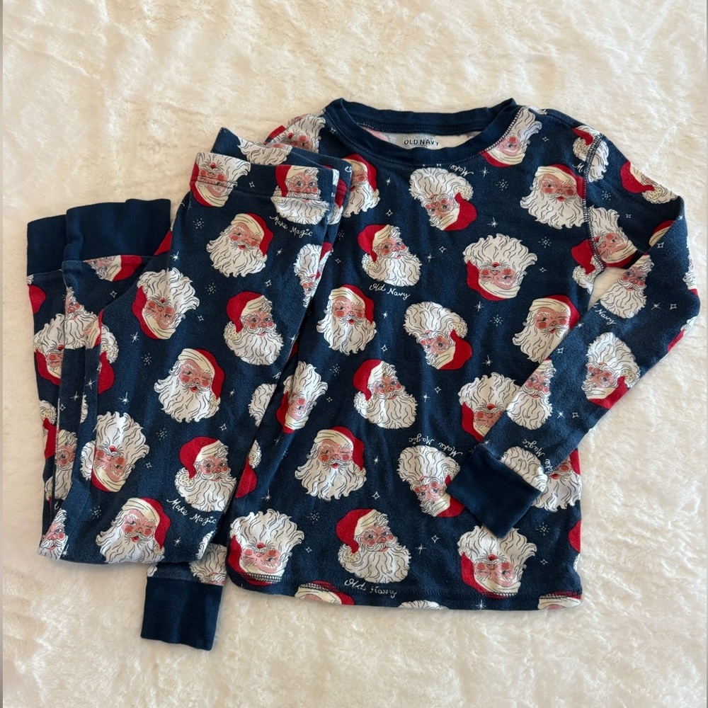 Old Navy Santa Clause Christmas Children’s Pajamas- size L(10) Unisex